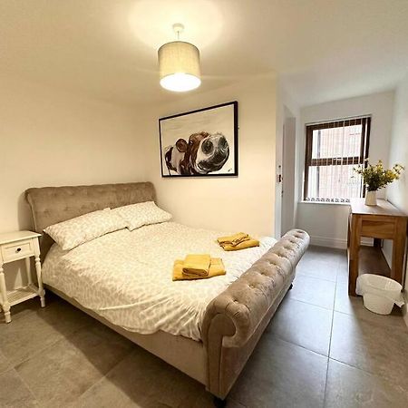 Boutique Style Apartment Белфаст Экстерьер фото